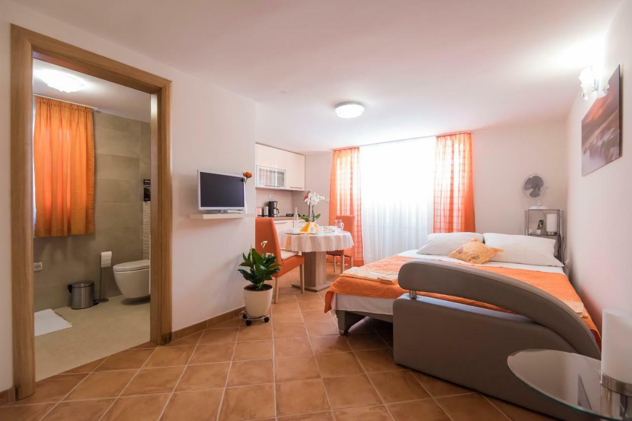 Apartmani Eda Zadar Exterior photo